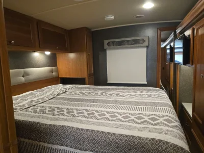 2017 WINNEBAGO VISTA photo 21