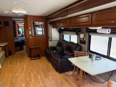 2008 FLEETWOOD EXPEDITION photo 41