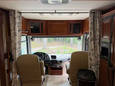 2008 FLEETWOOD EXPEDITION photo 16