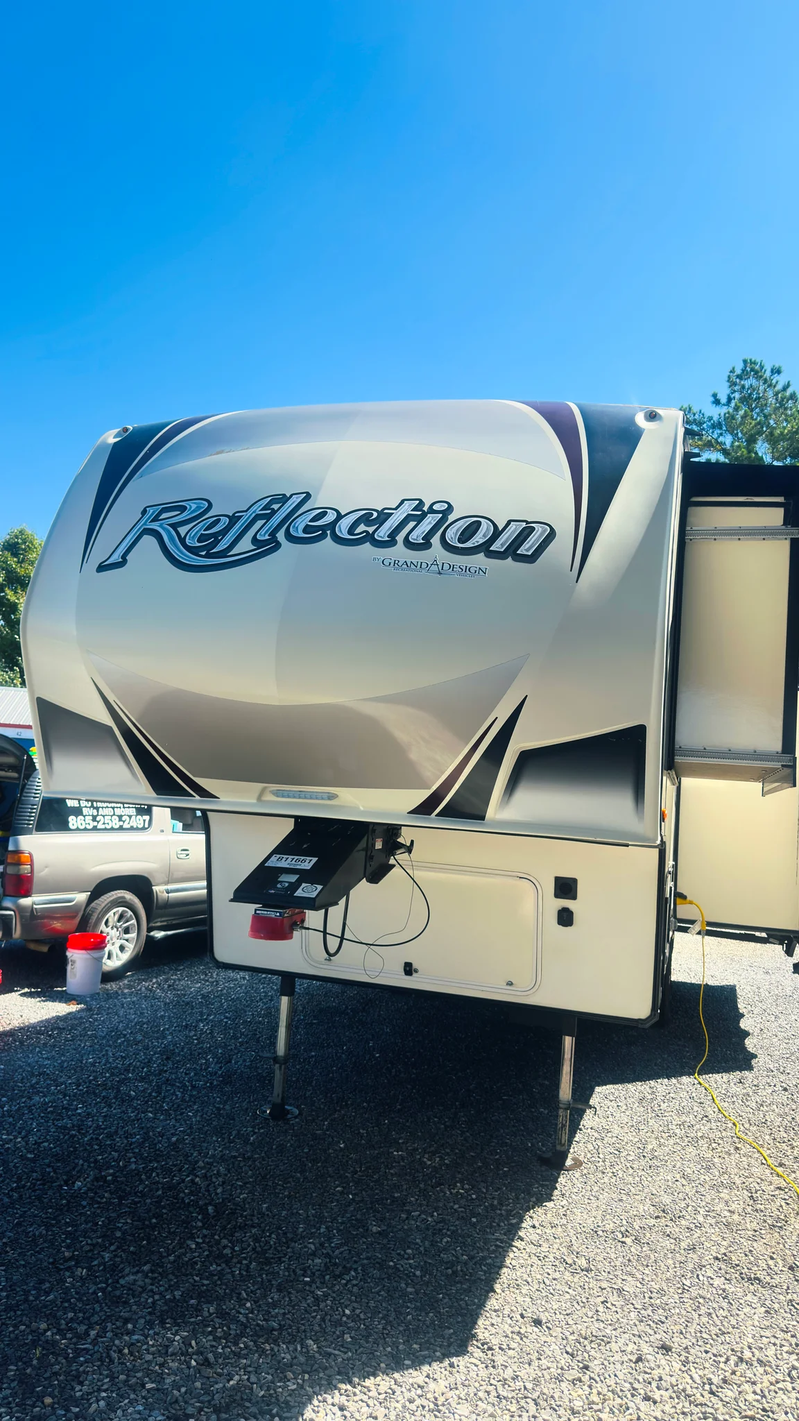 2019 GRAND DESIGN REFLECTION SUPER-LITE exterior