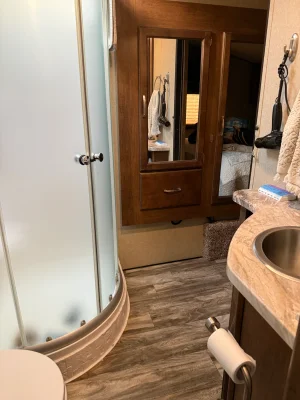 2019 GRAND DESIGN REFLECTION SUPER-LITE photo 10