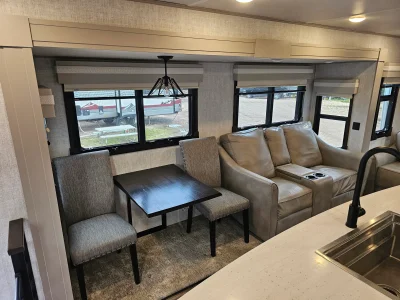 Used 2021 Palomino River Ranch 390RL