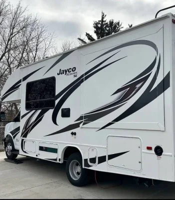 2020 JAYCO REDHAWK SE photo 2