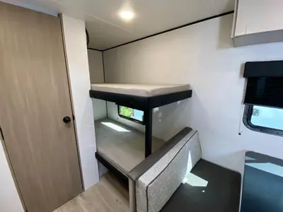2027 Jayco Jay Feather Air SL photo 11