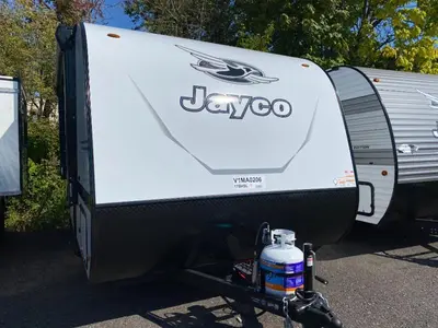 2027 Jayco Jay Feather Air SL photo 3
