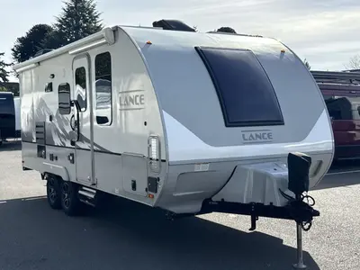 2021 Lance Lance photo 3