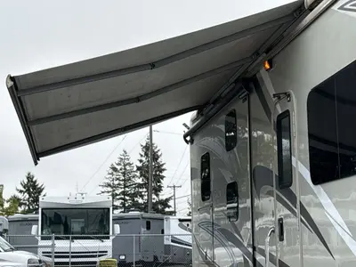 2018 Holiday Rambler Vesta photo 17