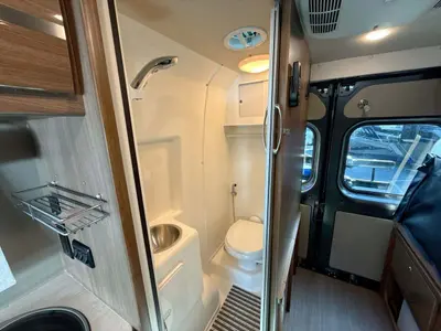 2017 Winnebago Travato photo 45