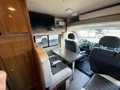 2017 Winnebago Travato photo 20