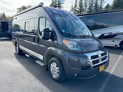2017 Winnebago Travato photo 5