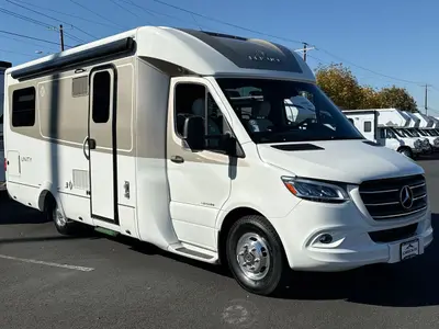 Used 2022 Leisure Travel Unity 24TB