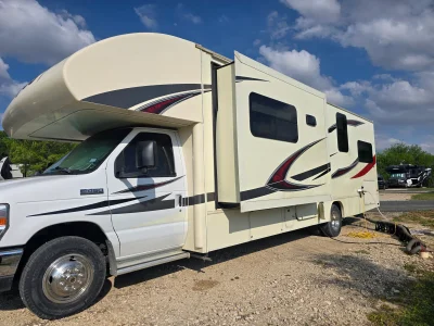2018 JAYCO REDHAWK photo 2