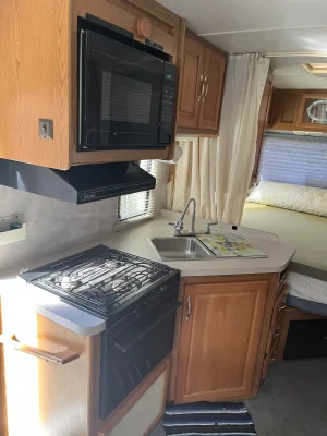 1997 THOR MOTOR COACH FOUR WINDS FIVE THOUSAND photo 4