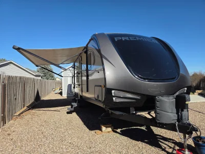 2017 KEYSTONE BULLET PREMIER ULTRA LIGHT photo 2
