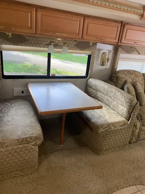 2005 WINNEBAGO JOURNEY photo 9