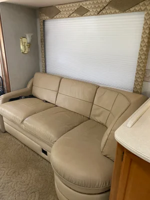 2005 WINNEBAGO JOURNEY photo 6