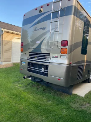 2005 WINNEBAGO JOURNEY photo 3