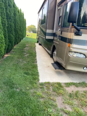 2005 WINNEBAGO JOURNEY photo 2