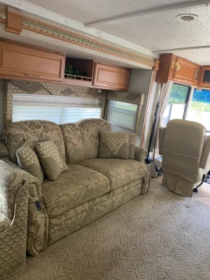 2005 WINNEBAGO JOURNEY photo 10