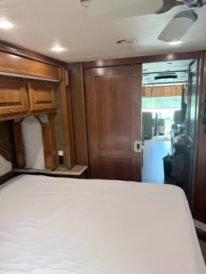 2014 TIFFIN MOTORHOMES PHAETON photo 8