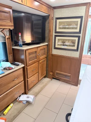 2014 TIFFIN MOTORHOMES PHAETON photo 12