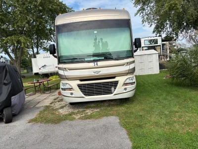 Used 2010 Fleetwood Southwind 32VS