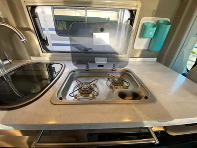 2019 Winnebago Travato photo 16