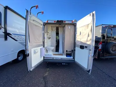 2019 Winnebago Travato photo 35