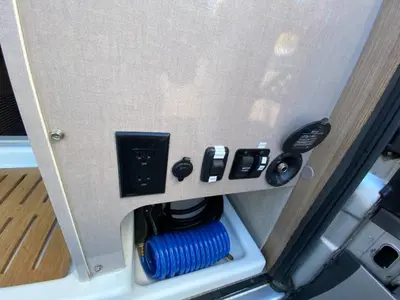 2019 Winnebago Travato photo 38