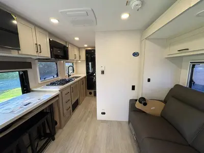 2027 Ember RV Touring Edition photo 17
