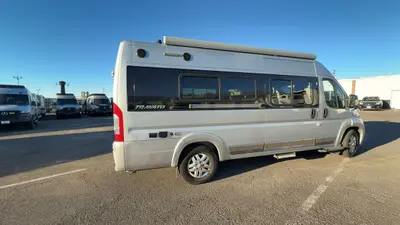 2017 Winnebago Travato photo 9