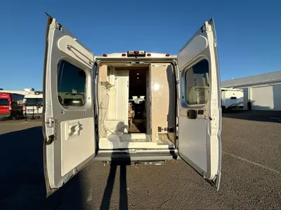 2017 Winnebago Travato photo 22