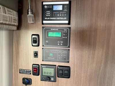 2017 Winnebago Travato photo 27