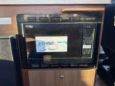 2017 Winnebago Travato photo 30