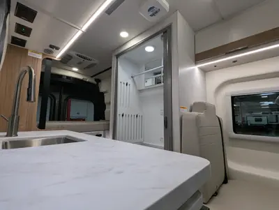 2027 Thor Motor Coach Talavera photo 16
