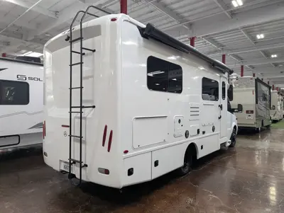 2018 Thor Motor Coach Citation photo 6