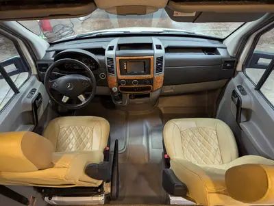2018 Thor Motor Coach Citation photo 9