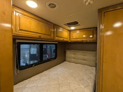 2018 Thor Motor Coach Citation photo 23