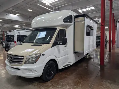2018 Thor Motor Coach Citation photo 4
