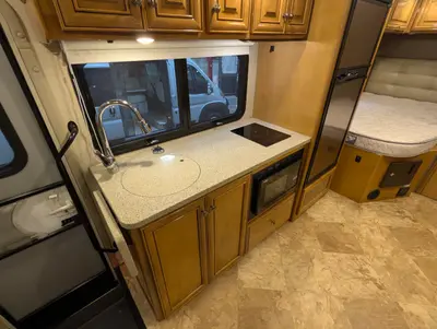 2018 Thor Motor Coach Citation photo 15