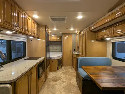 2018 Thor Motor Coach Citation photo 14