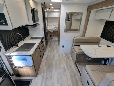 2027 Thor Motor Coach Four Winds photo 11