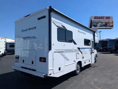 2027 Thor Motor Coach Four Winds photo 7
