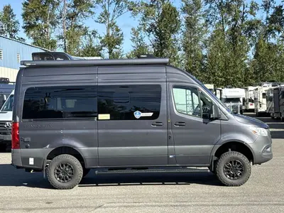 2027 Thor Motor Coach Tranquility photo 10