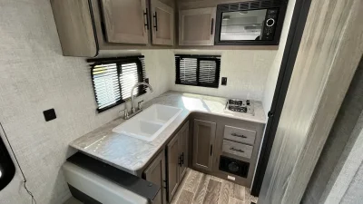 2022 GULF STREAM CONQUEST SUPER LITE photo 9