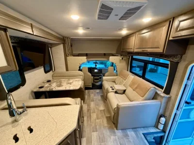2021 THOR MOTOR COACH CHATEAU photo 8
