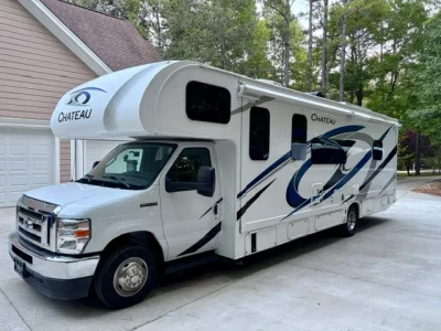 2021 THOR MOTOR COACH CHATEAU photo 4
