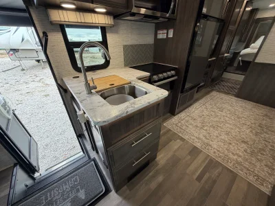 2025 JAYCO GREYHAWK photo 6