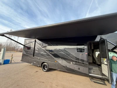 2025 JAYCO GREYHAWK photo 5