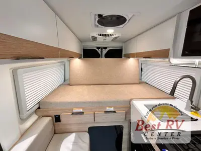 2027 Thor Motor Coach Rize photo 29